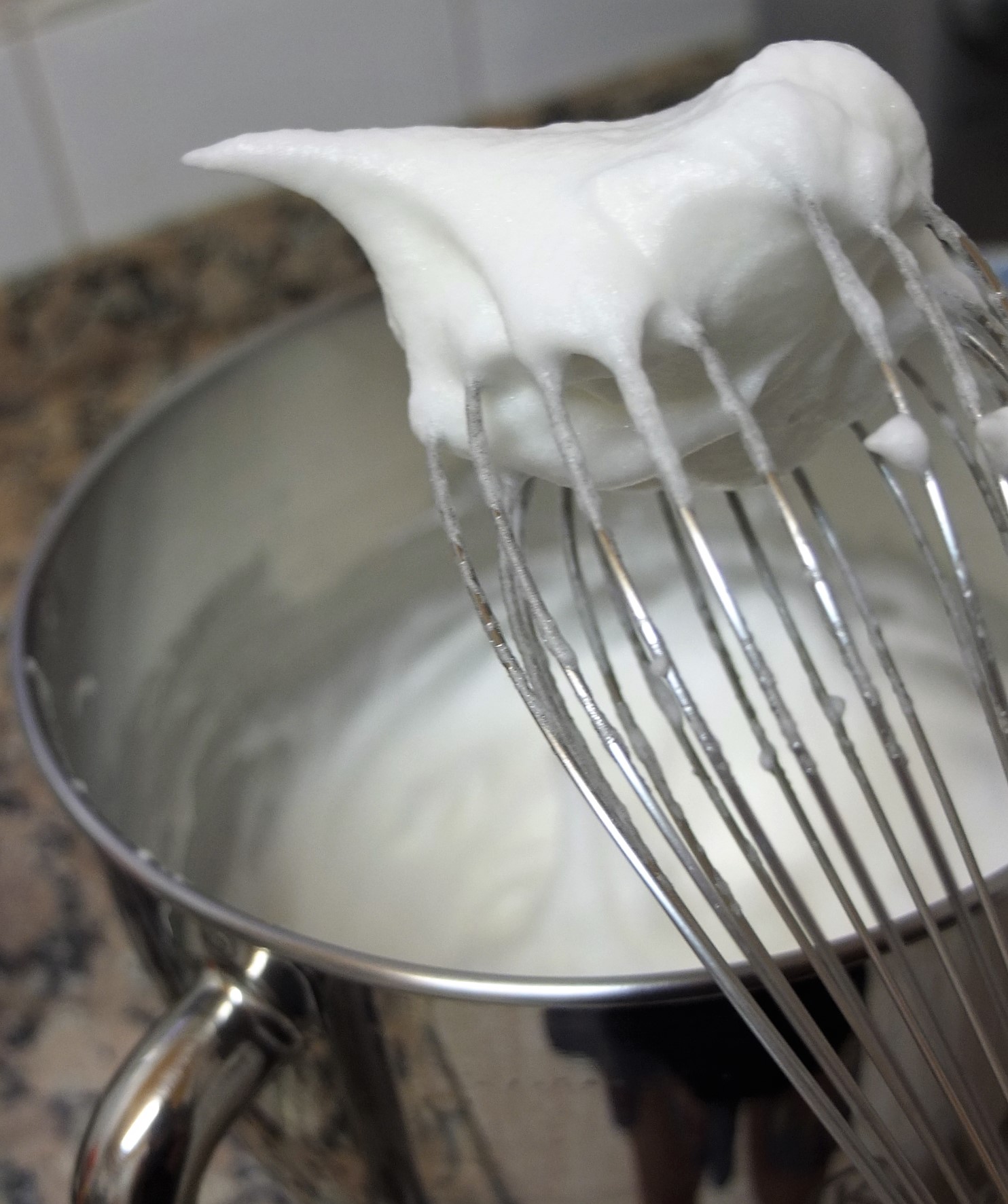 Soft Or Stiff Peak For Cream And Egg Whites Lili s Cakes soft-or-stiff-peak-for-cream-and-egg-whites-lili-s-cakes