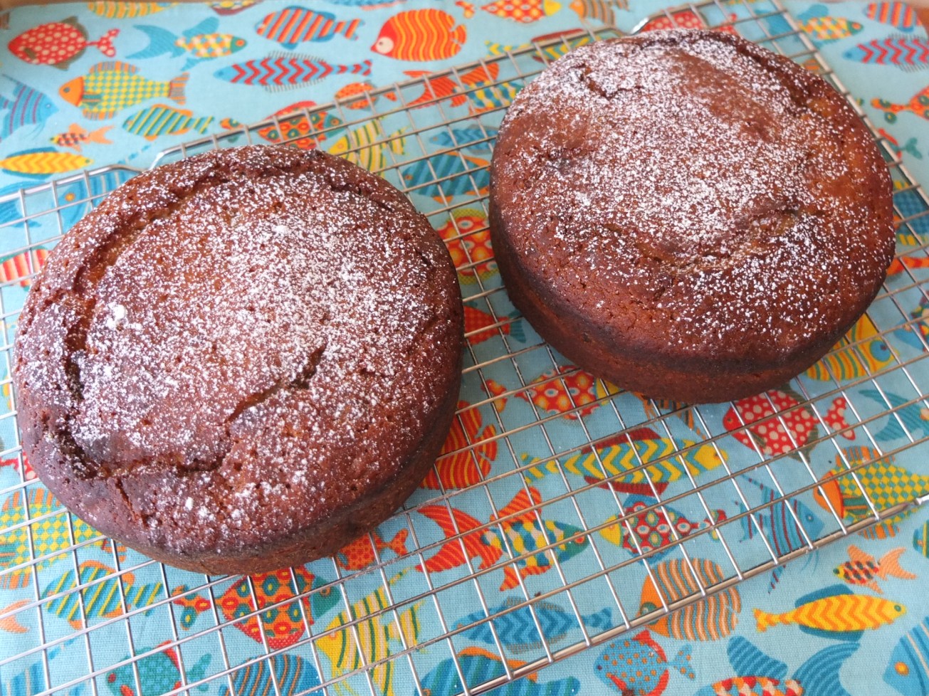 Healthy lime, orange blossom and pistachio cake