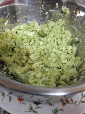 courgettes in colander