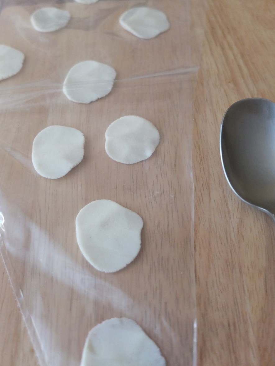 Marzipan roses and leaves