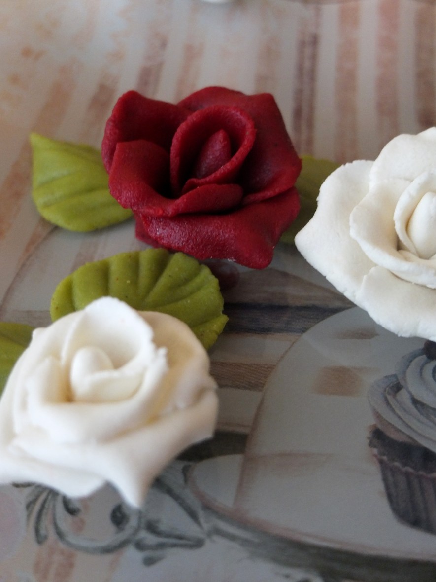 Marzipan roses and leaves