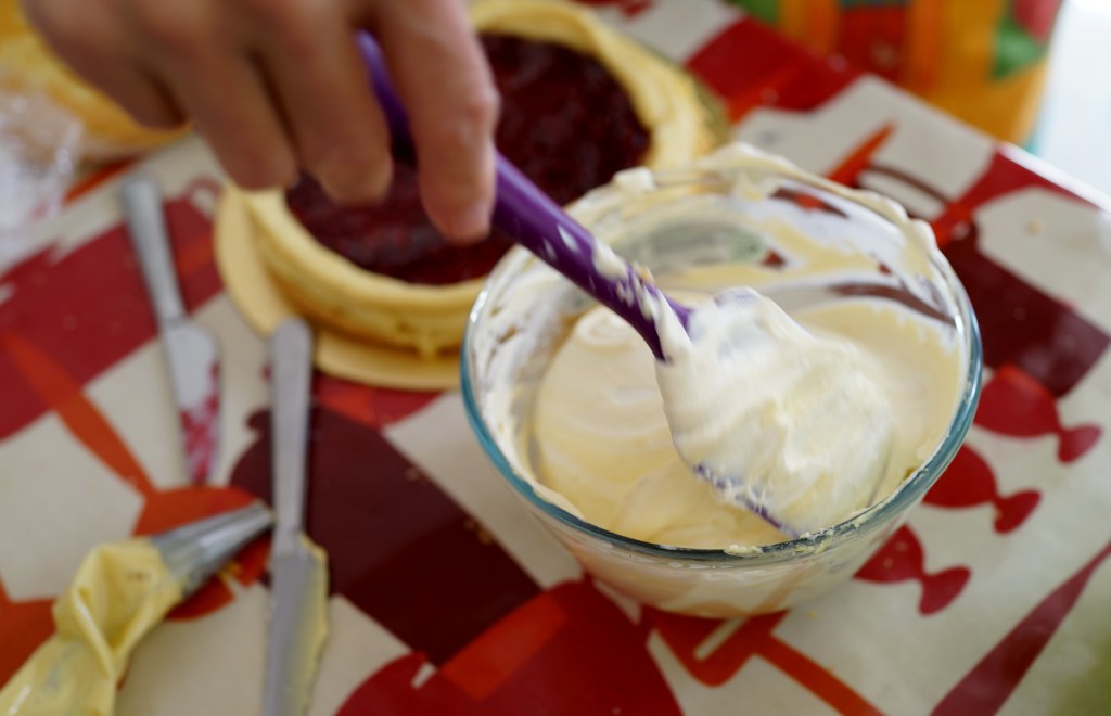 Cream for the princess cake