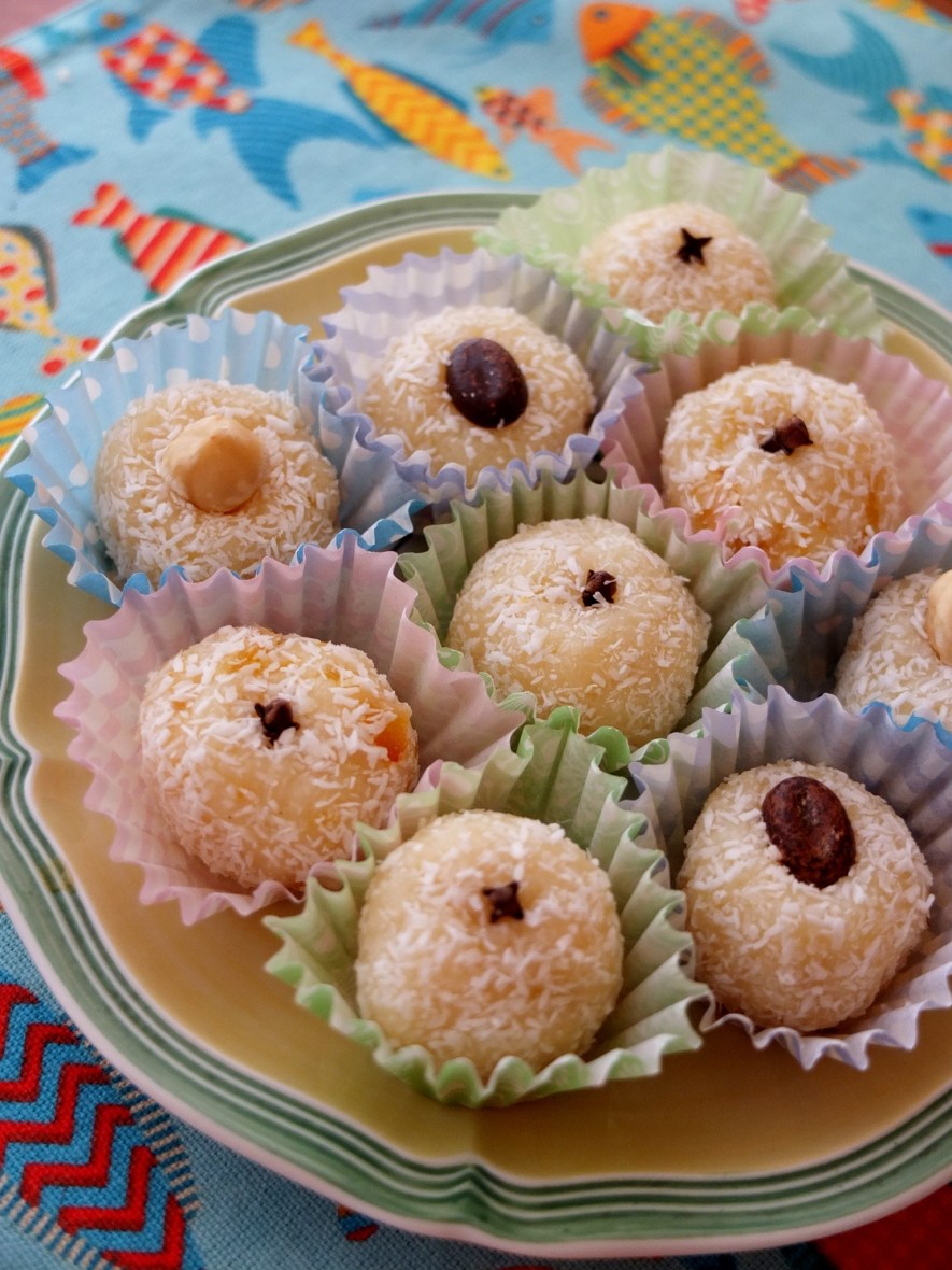 Beijinhos - Brazilian coconut kisses