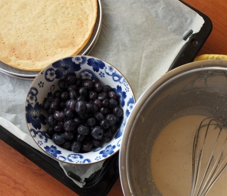 Healthier blueberry and pine nut tart