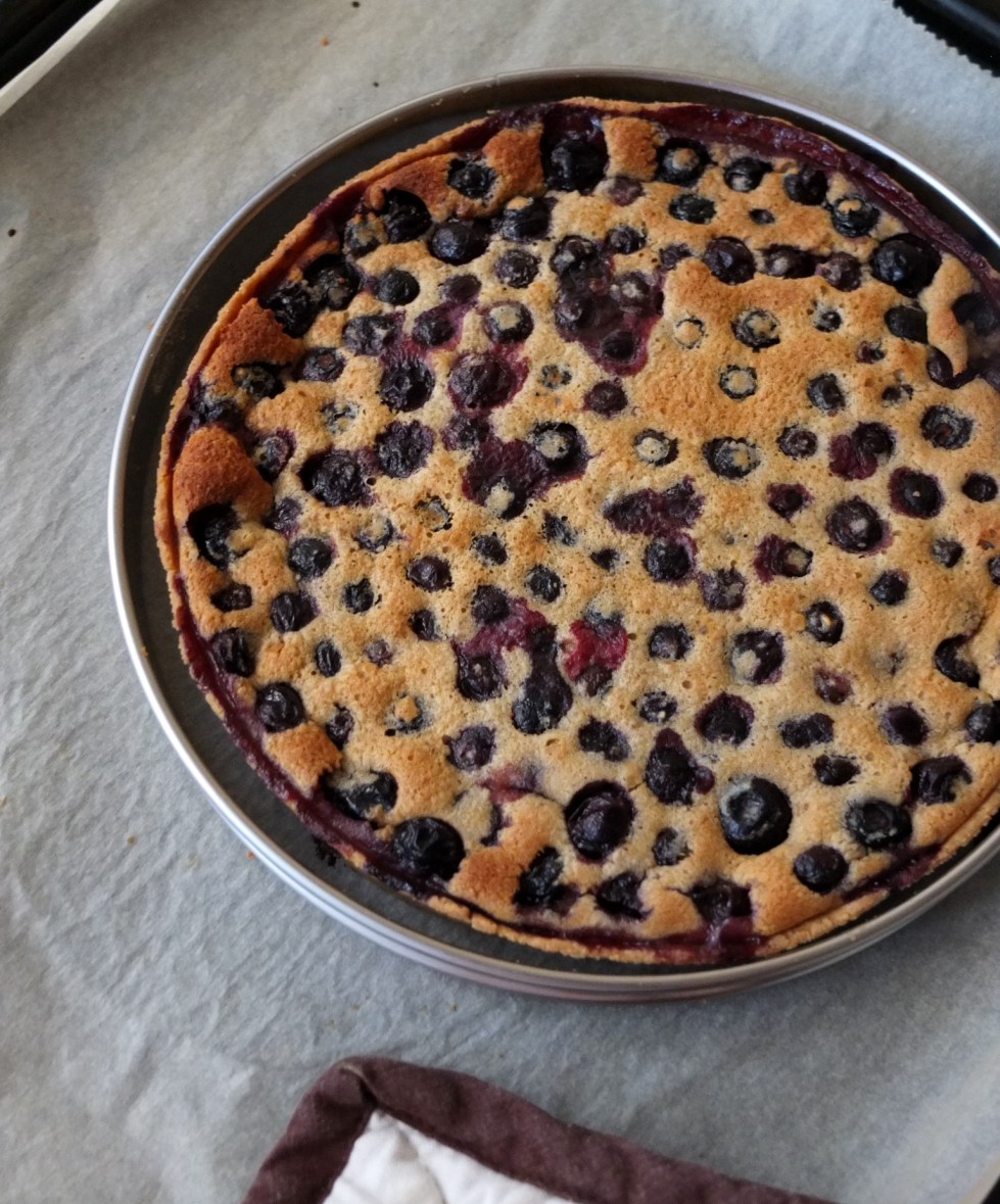 Healthier blueberry and pine nut tart