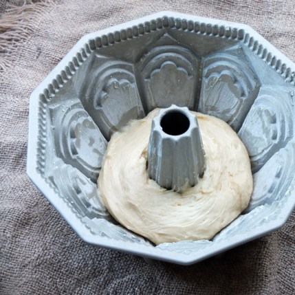 Savarin dough in bundt tin