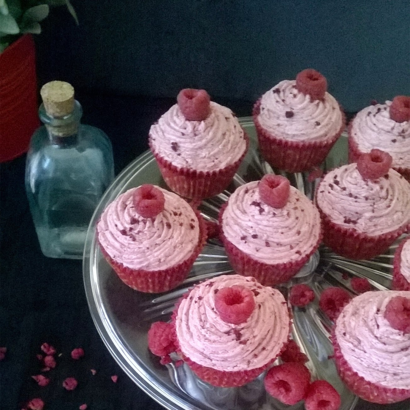 Ispahan raspberry, rose and lychee cupcakes
