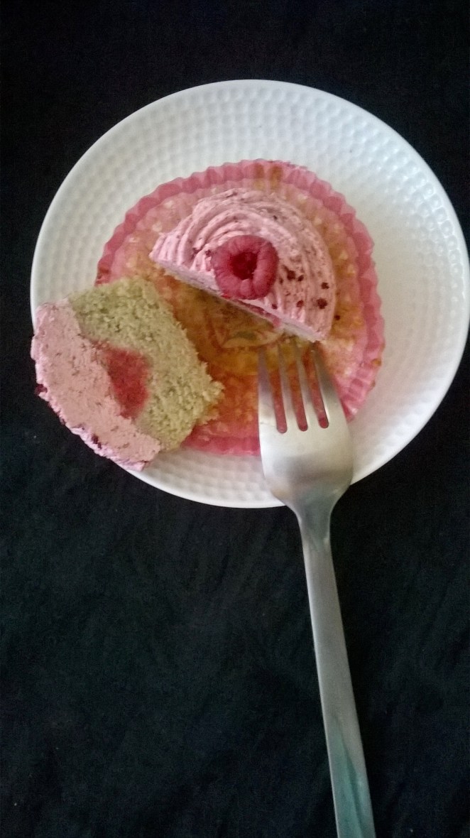 Ispahan cupcake