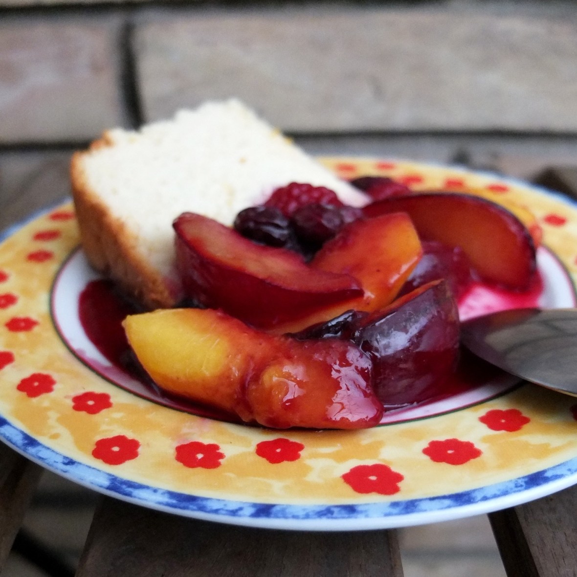 spiced fruit en papillote with Japanese cheesecake