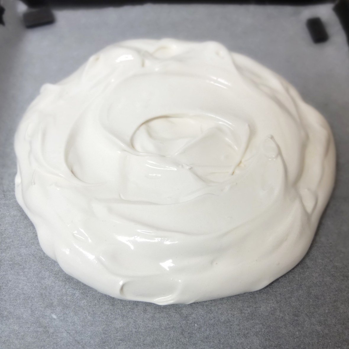 Pavlova base