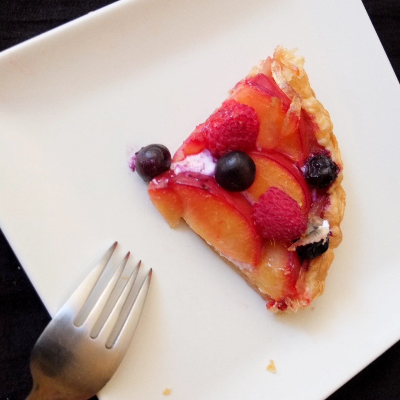 Baked gingery fruit and quark tart (with optional inverted puff pastry)
