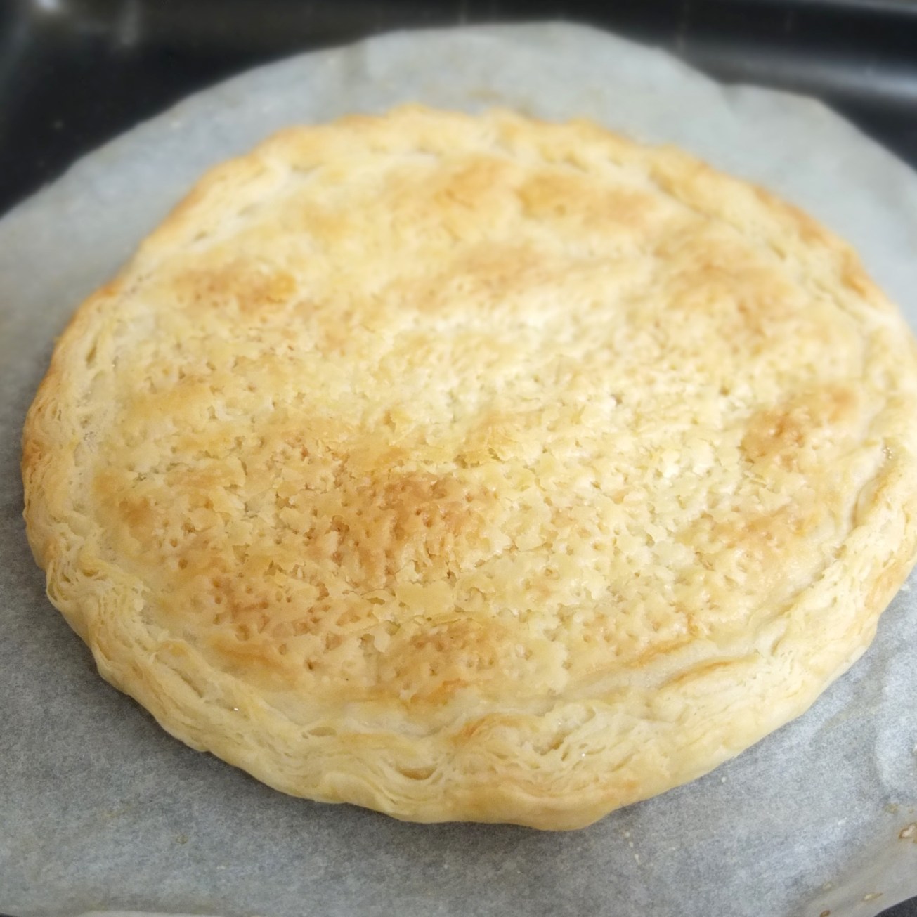 Shaping and baking a puff pastry tart shell