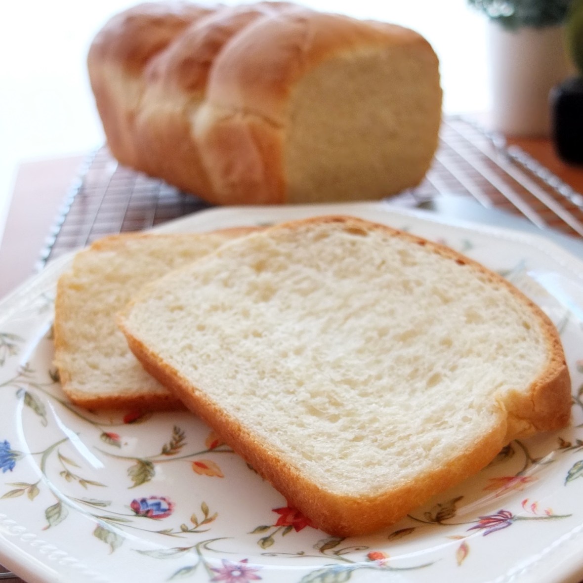 Pain de mie French toast and sandwich bread