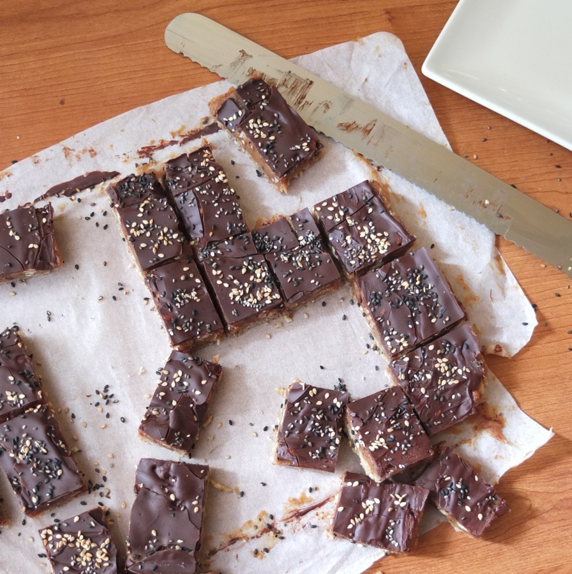 Healthy chocolate and nut caramel slices