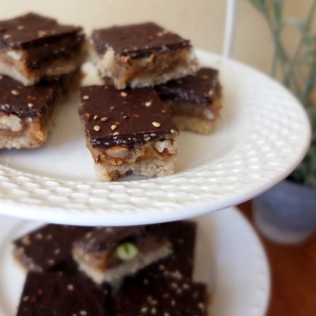 Chocolate and nut caramel slices
