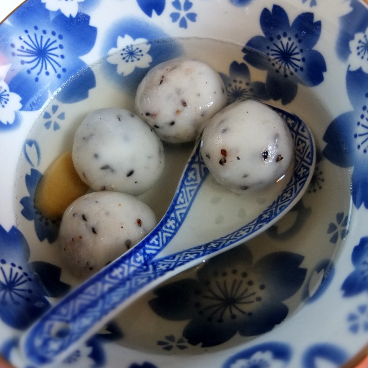 Red bean dumplings recipe with glutinous rice flour