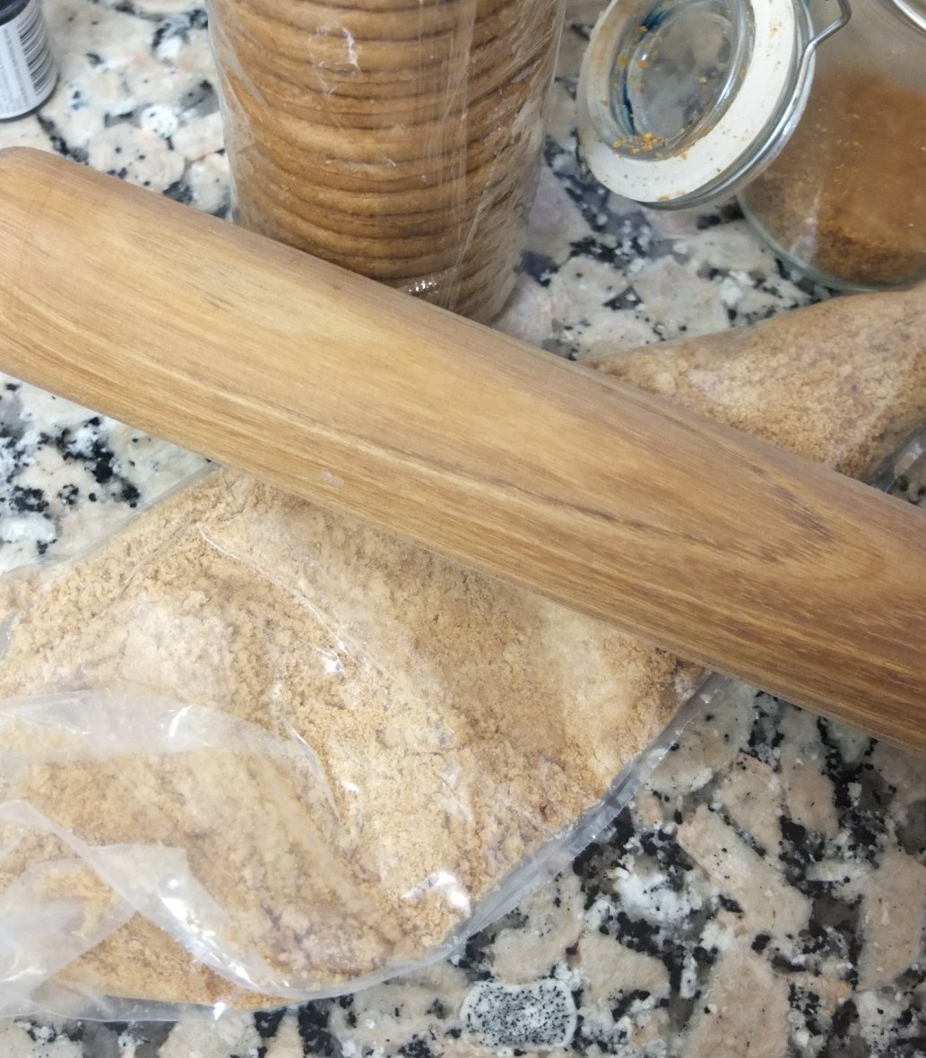 Red velvet beach cake - the sand