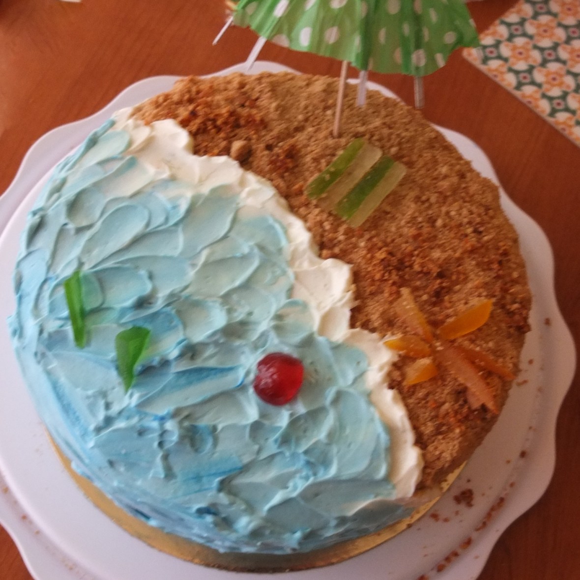 Red velvet beach cake