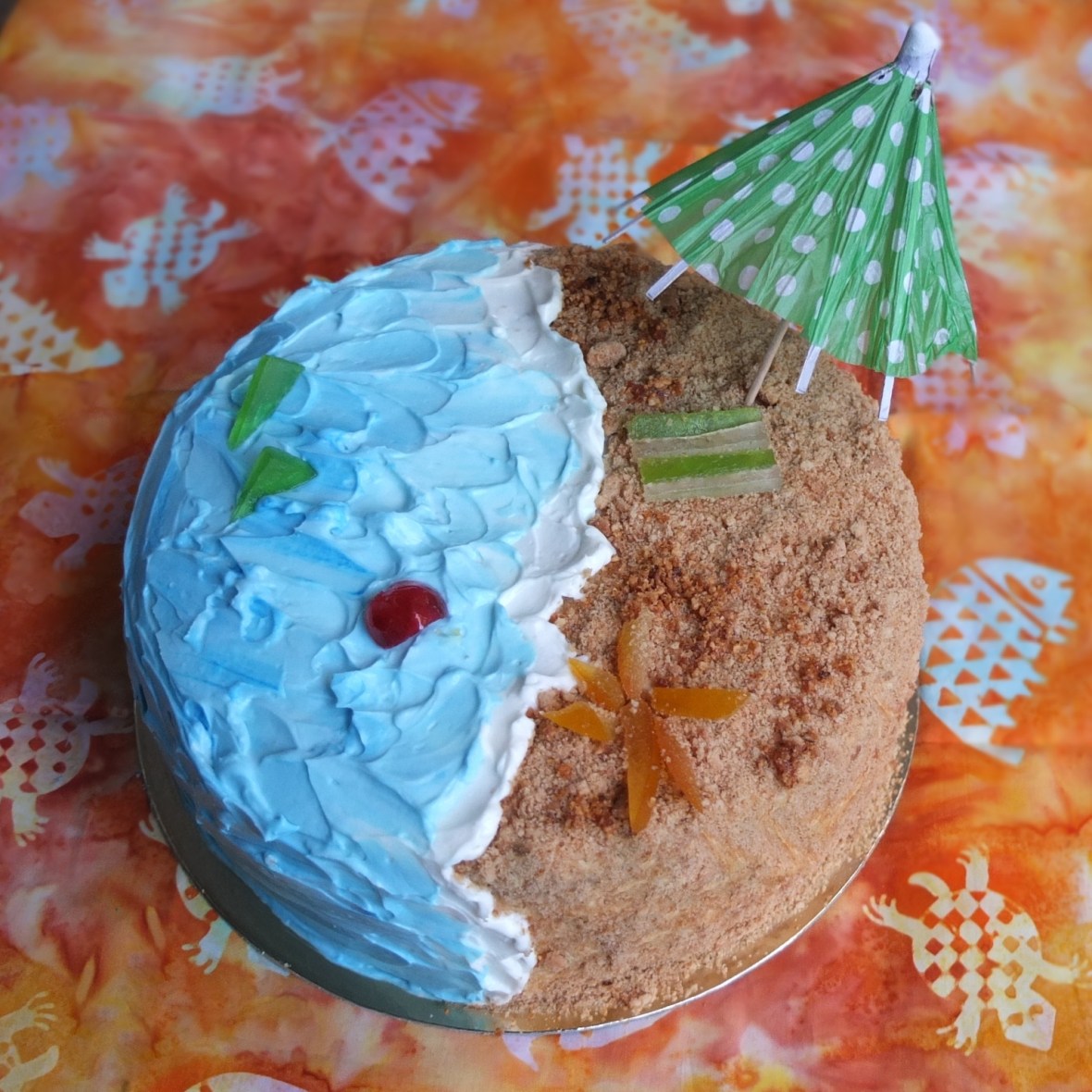 Red velvet beach cake