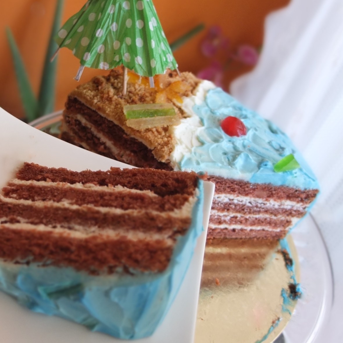 Red velvet beach cake