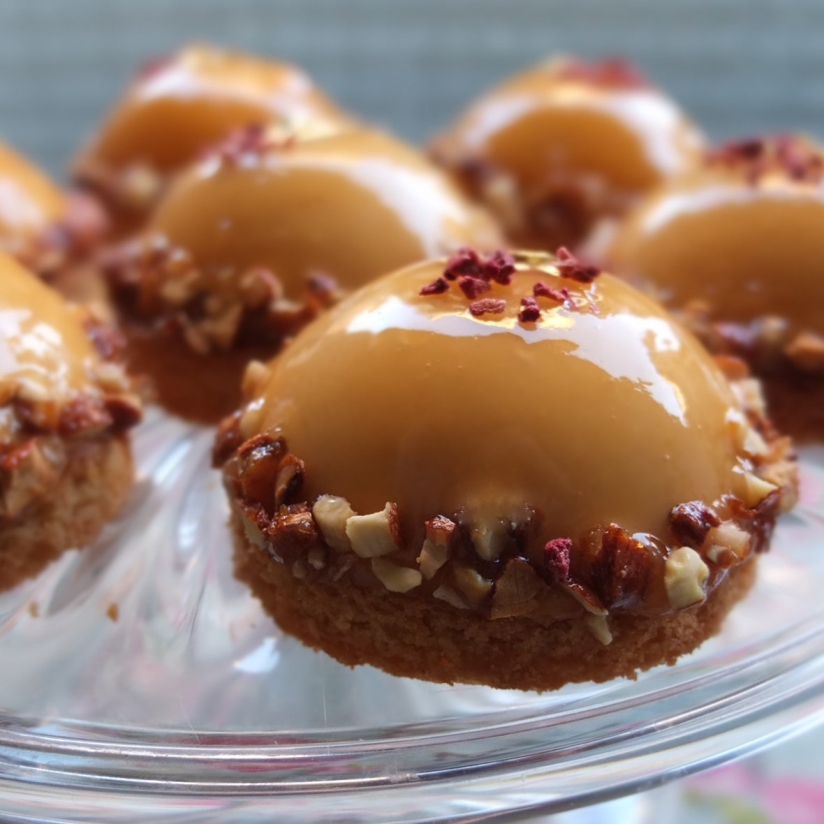 Caramel-raspberry dome cakes - Dreams of Florence
