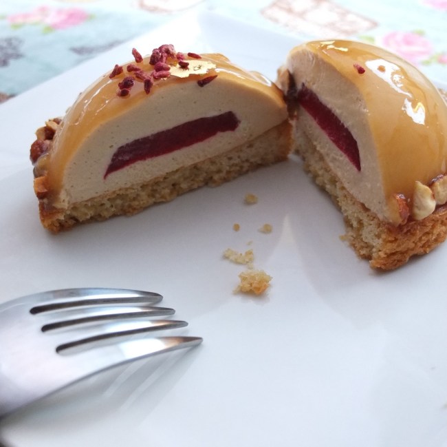 Caramel-raspberry dome cakes - Dreams of Florence