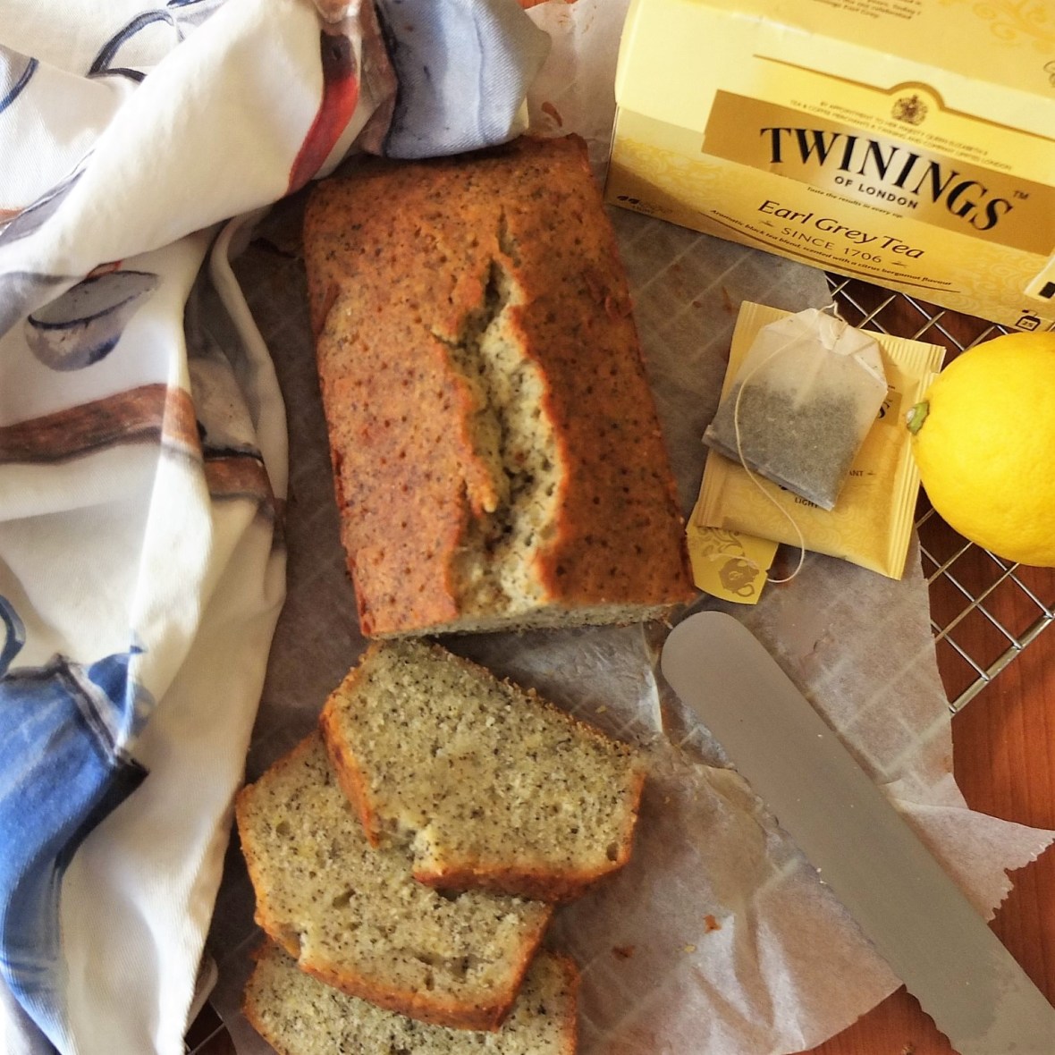 Earl grey tea and lemon loaf cake