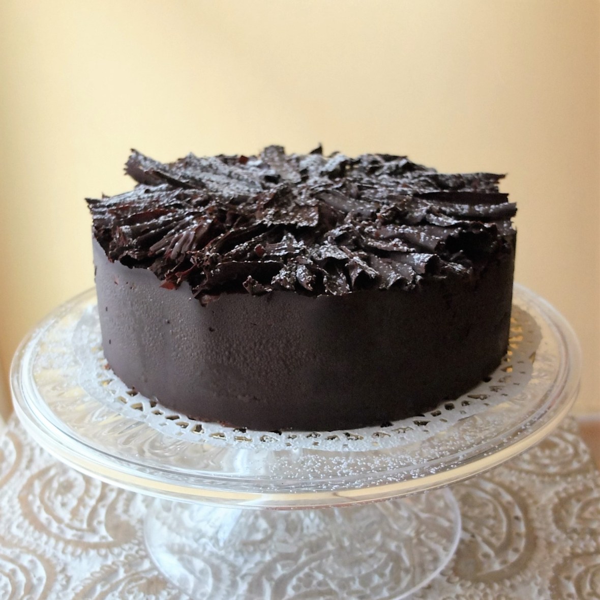 Feuille d'Automne - Lenotre's dark chocolate mousse and meringue cake