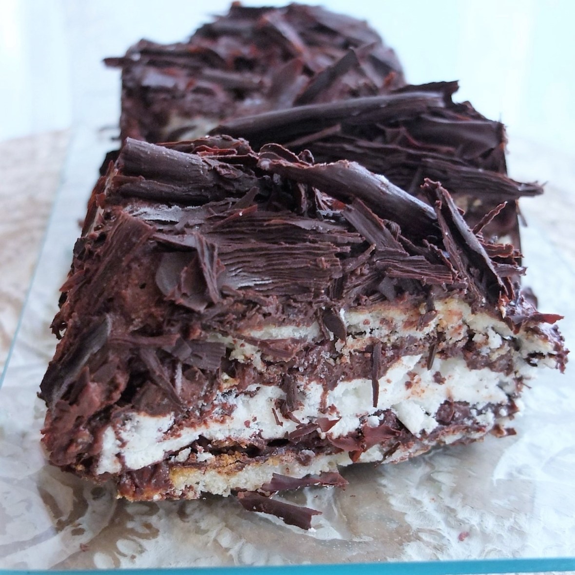 Feuille d'Automne - Lenotre's dark chocolate mousse and meringue cake