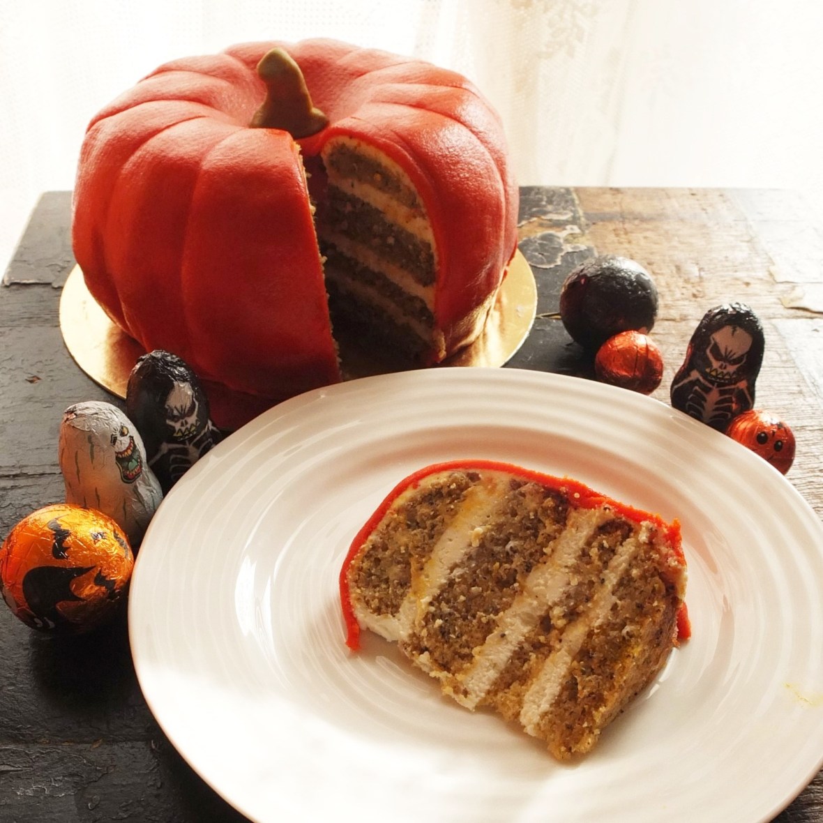 Pumpkin, lemon and Earl Grey tea layer cake!
