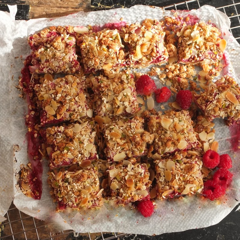 Healthy raspberry, oat and nut bars