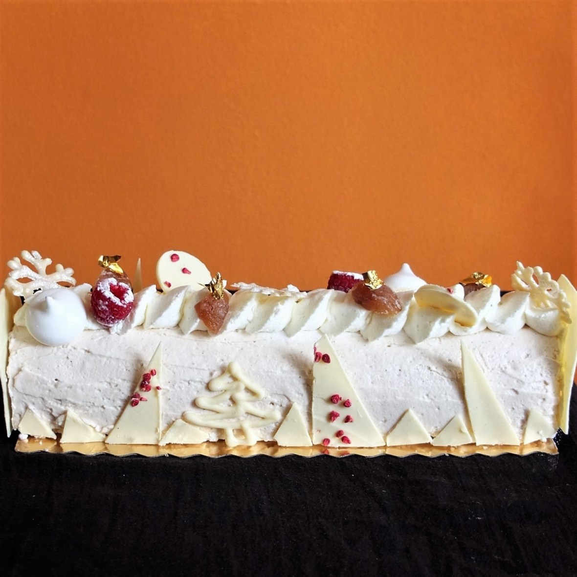 The Sparkly - Raspberry, chestnut and meringue log cake