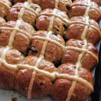 Spiced spelt hot cross buns