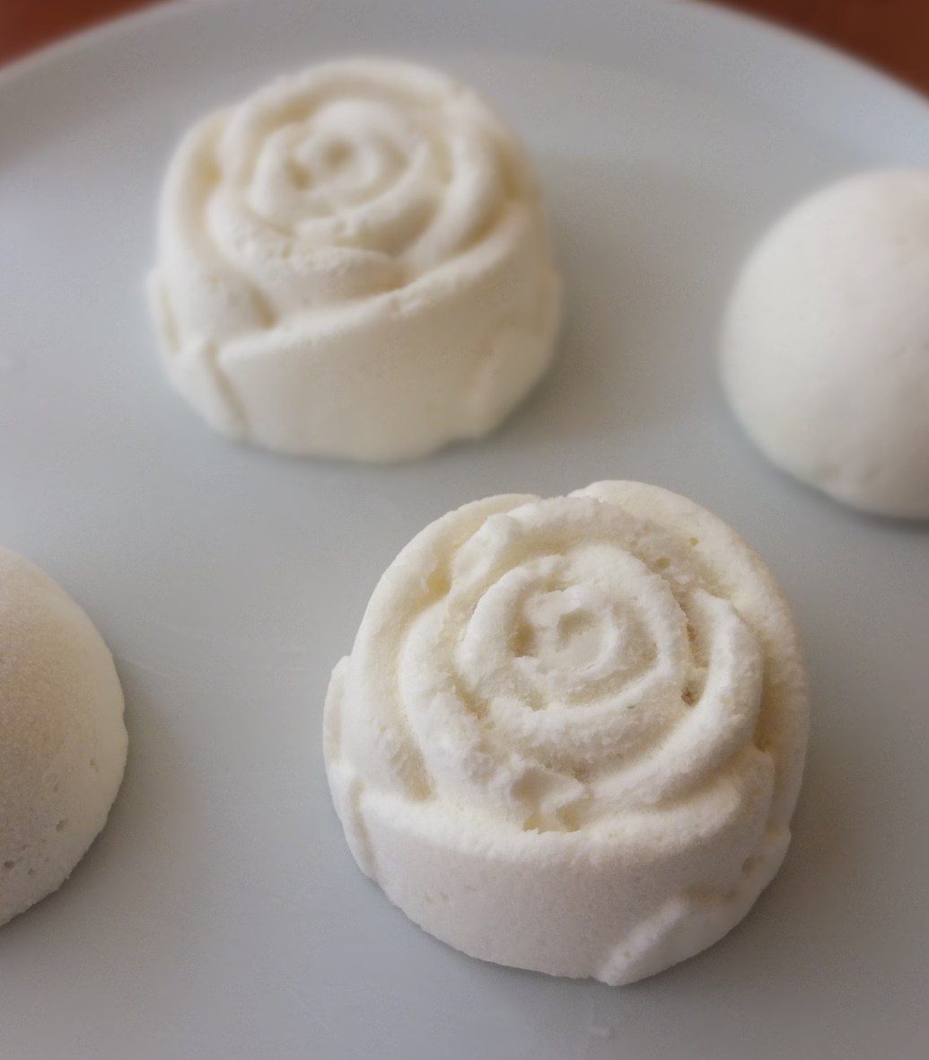 Citrus passion mousse cakes