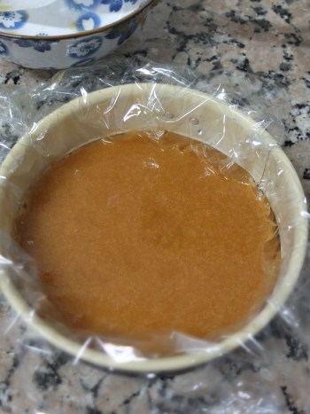 Apricot jelly insert