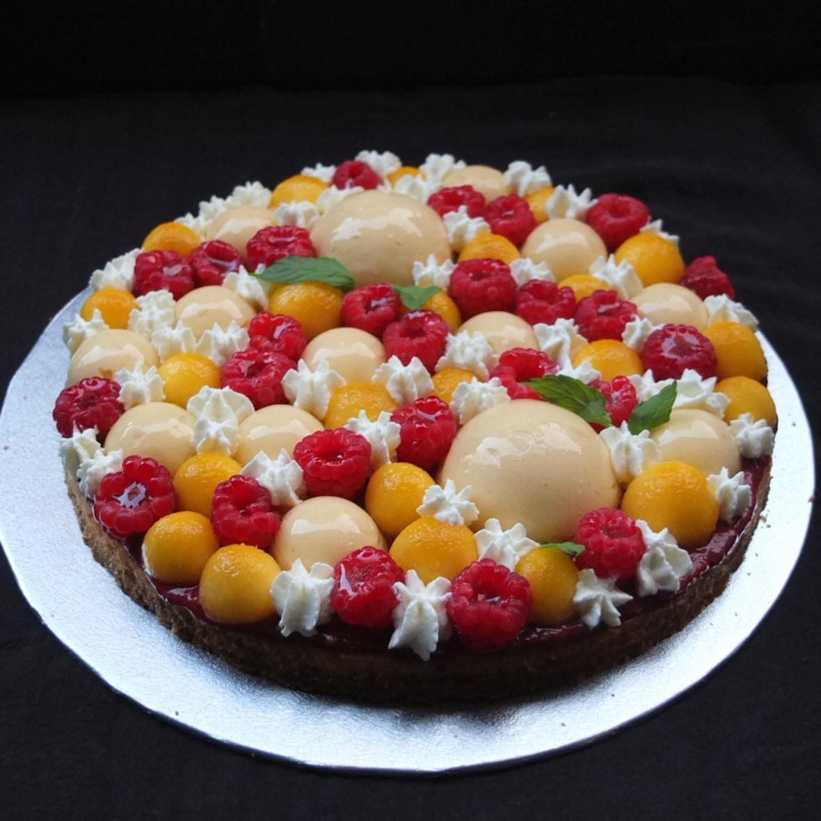 Raspberry, lemon and peach tarte Fantastik