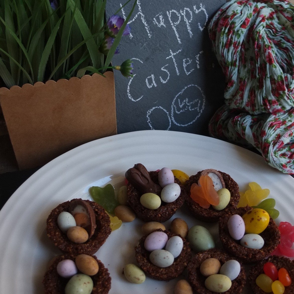Healthy cinnamon spiced cookie nests for Easter
