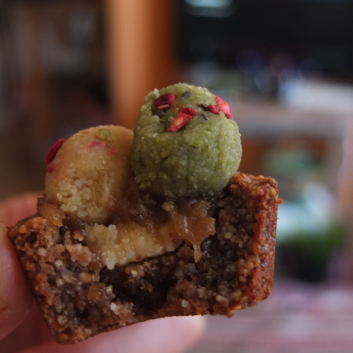 Healthy cinnamon spiced cookie nests for Easter