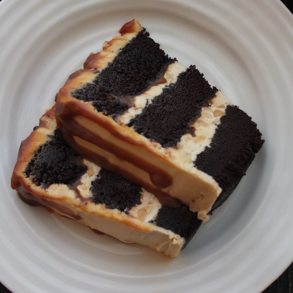 Snickers layer cake