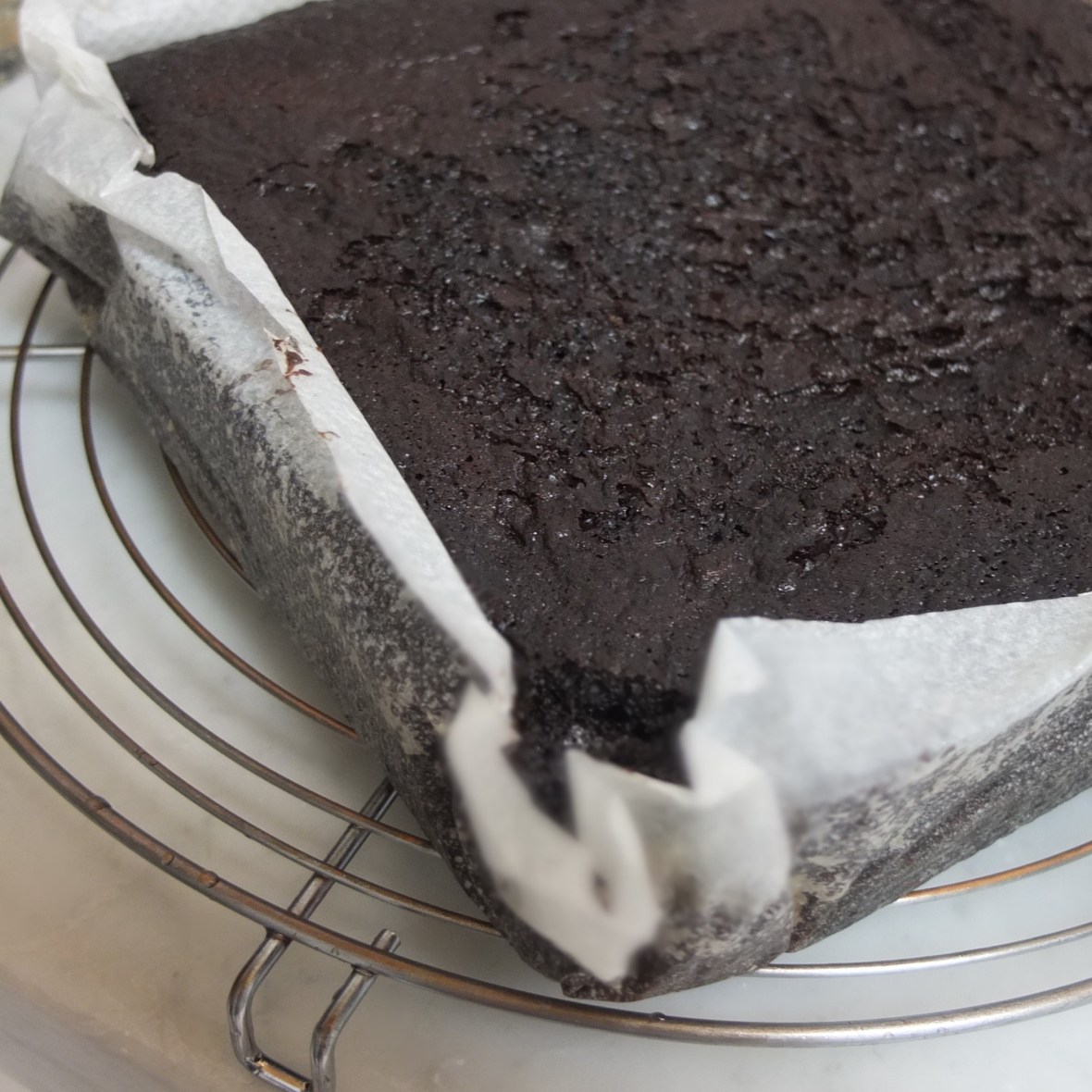 Snickers Layer cake cocoa sponge