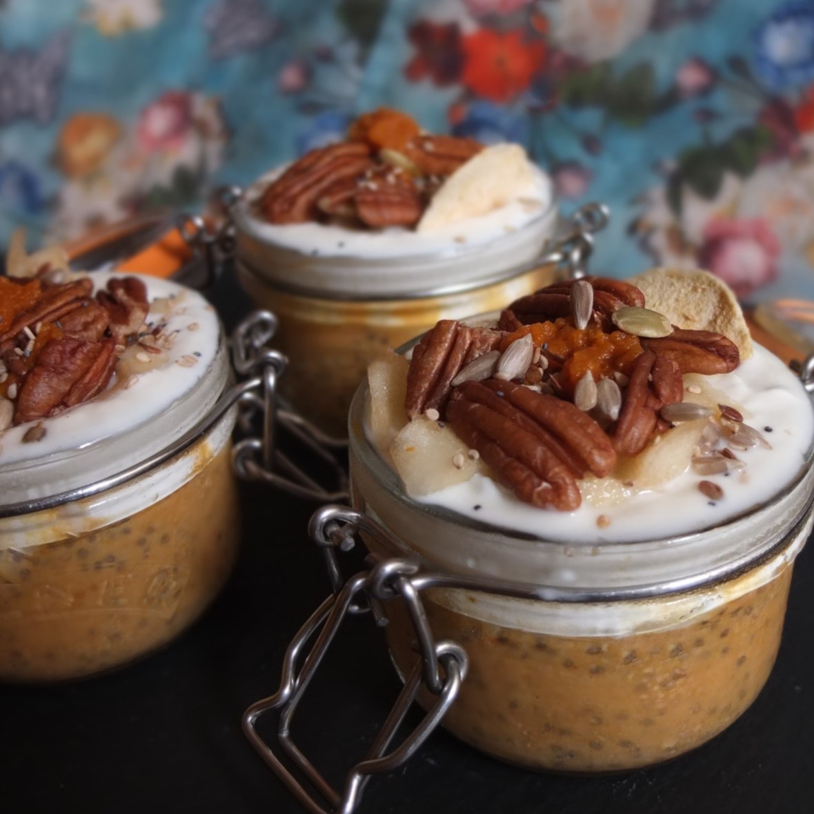 Autumn pumpkin chia pudding
