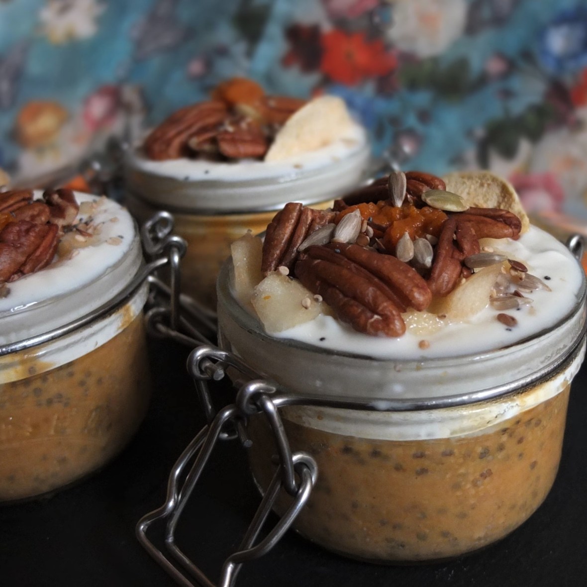 Autumn pumpkin chia pudding