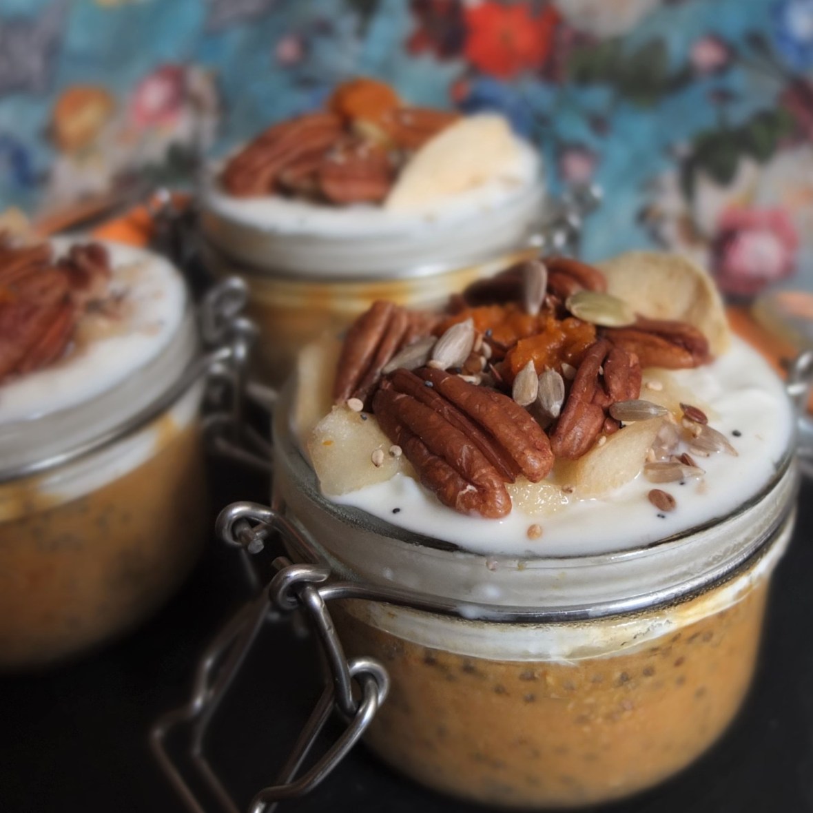 Autumn pumpkin chia pudding