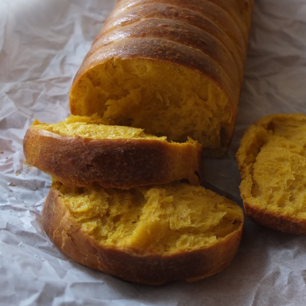 Sourdough pumpkin roti sisir