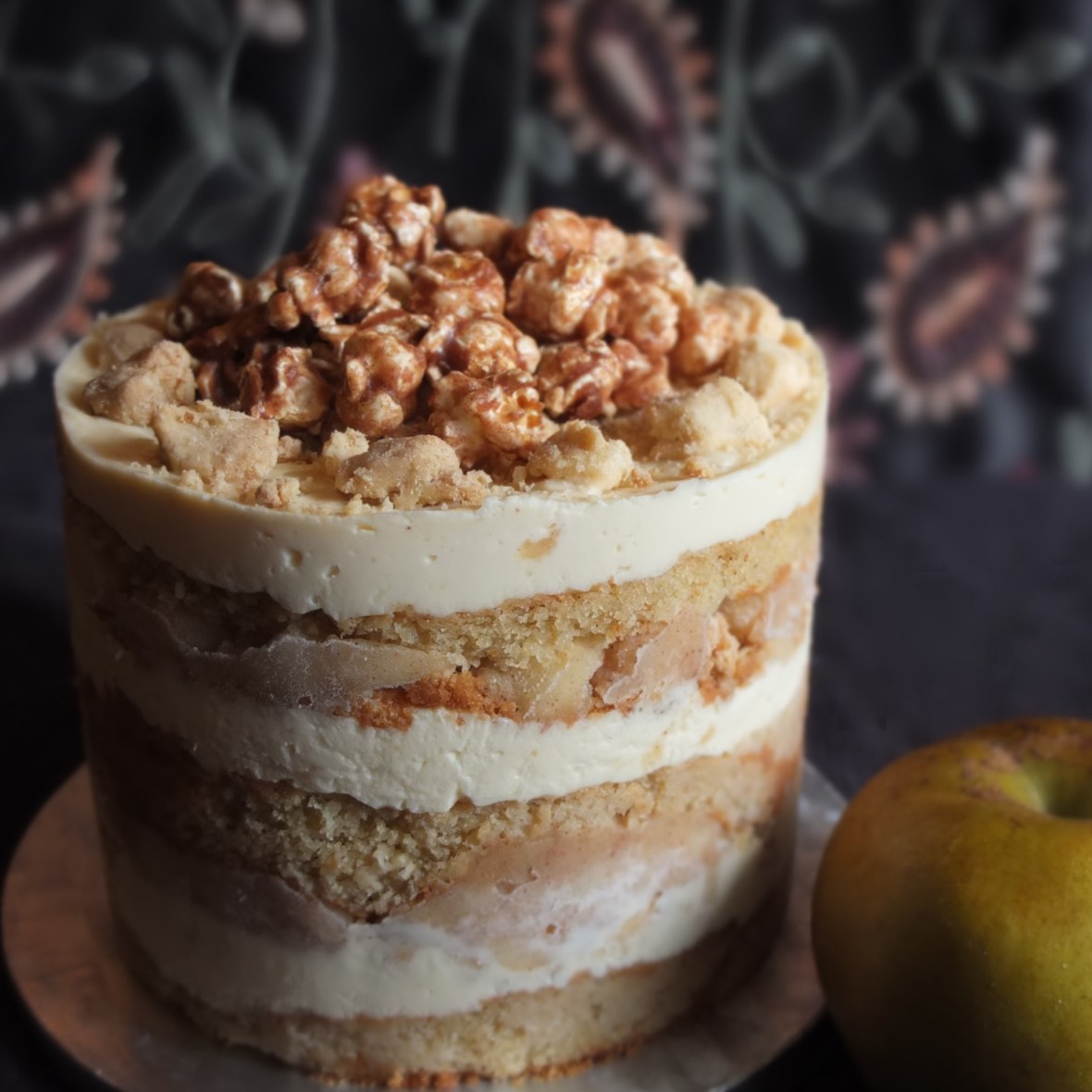 Healthier apple pie layer cake