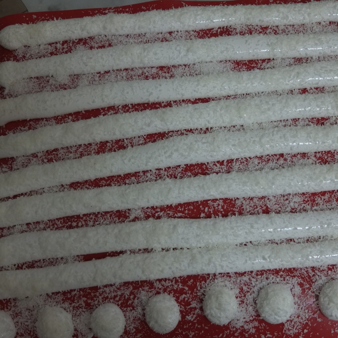 Cherry dome cakes (santa hats) - kirsch marshmallow