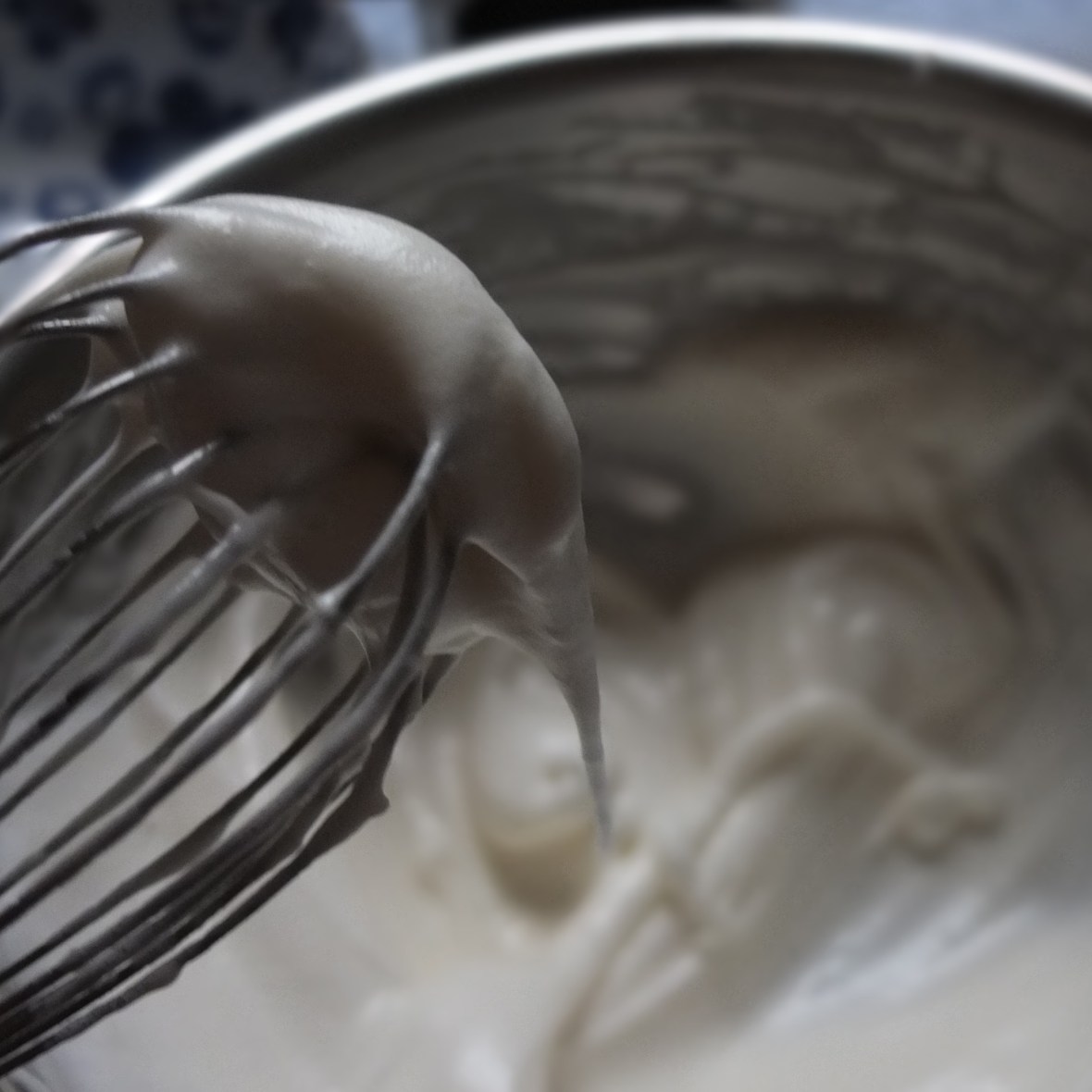 Making the Ispahan cake