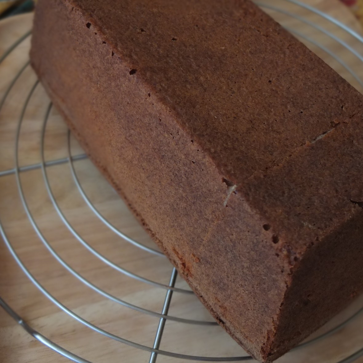 Cooling the Ispahan cake