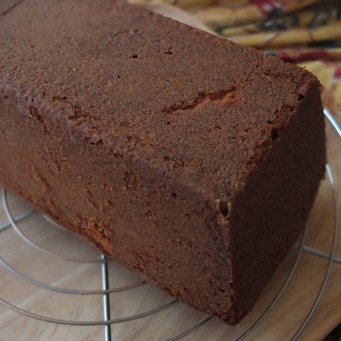 Cooling the Ispahan cake