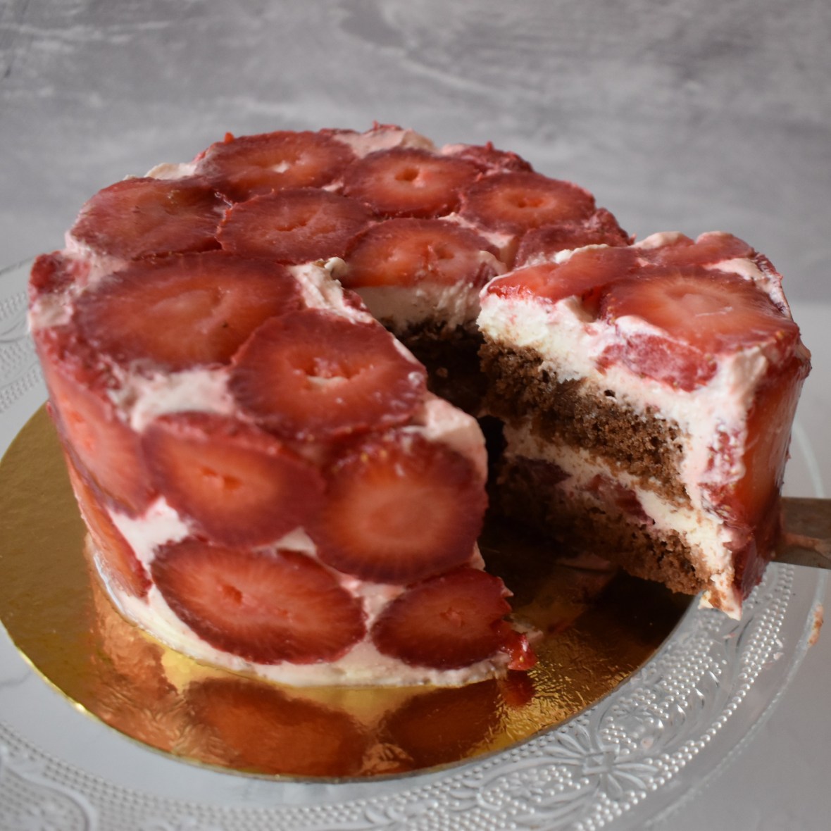 Modernist strawberry chocolate cake